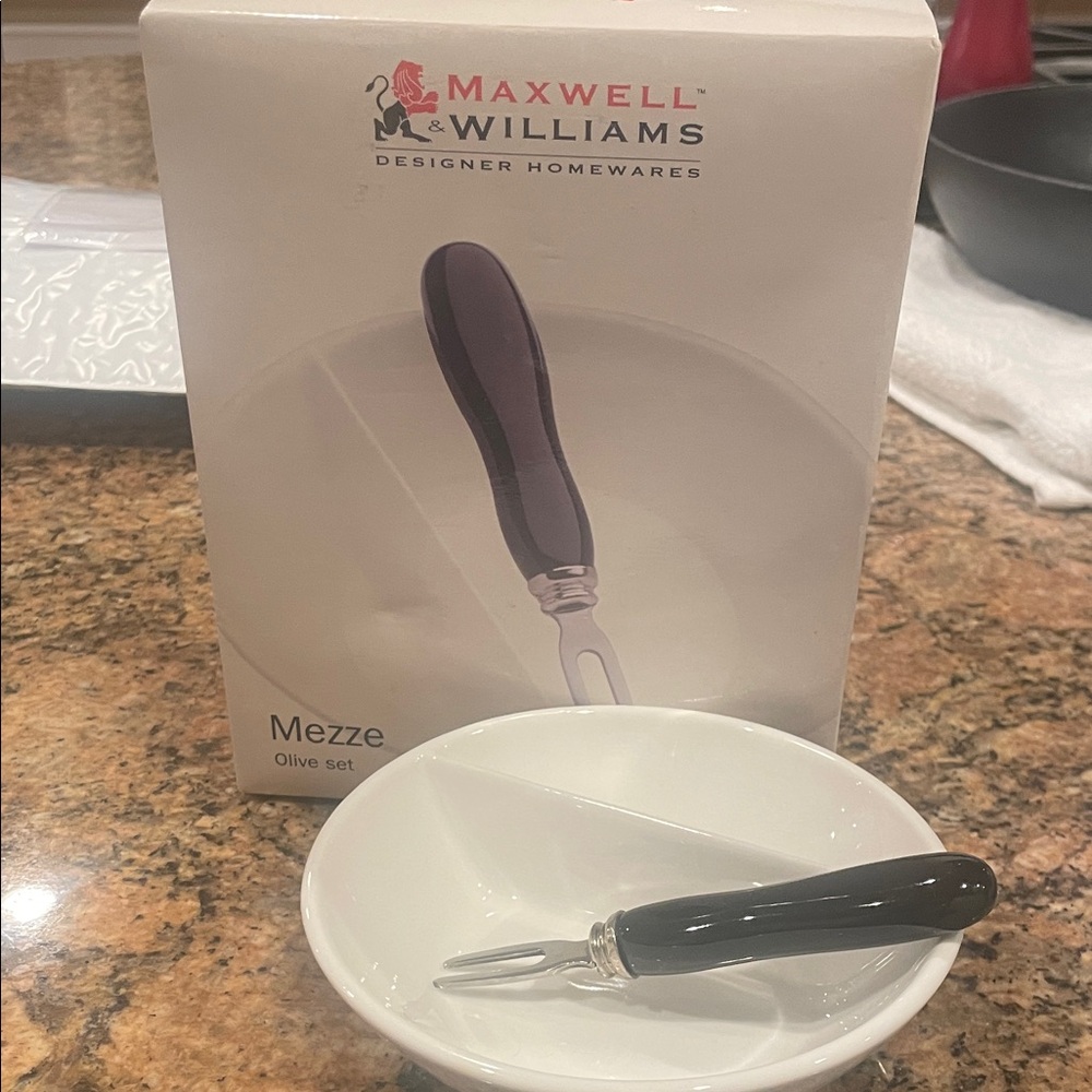Maxwell & Williams Mezze Olive Set with Black Handled Olive Fork